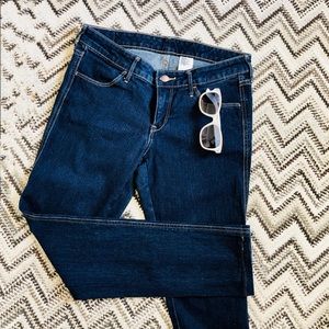 Dark wash jeans (NEW)